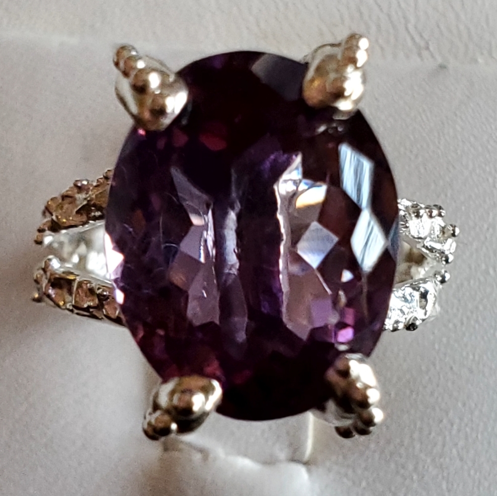 Genuine 16ct Amethyst Solitaire Ring Size 9